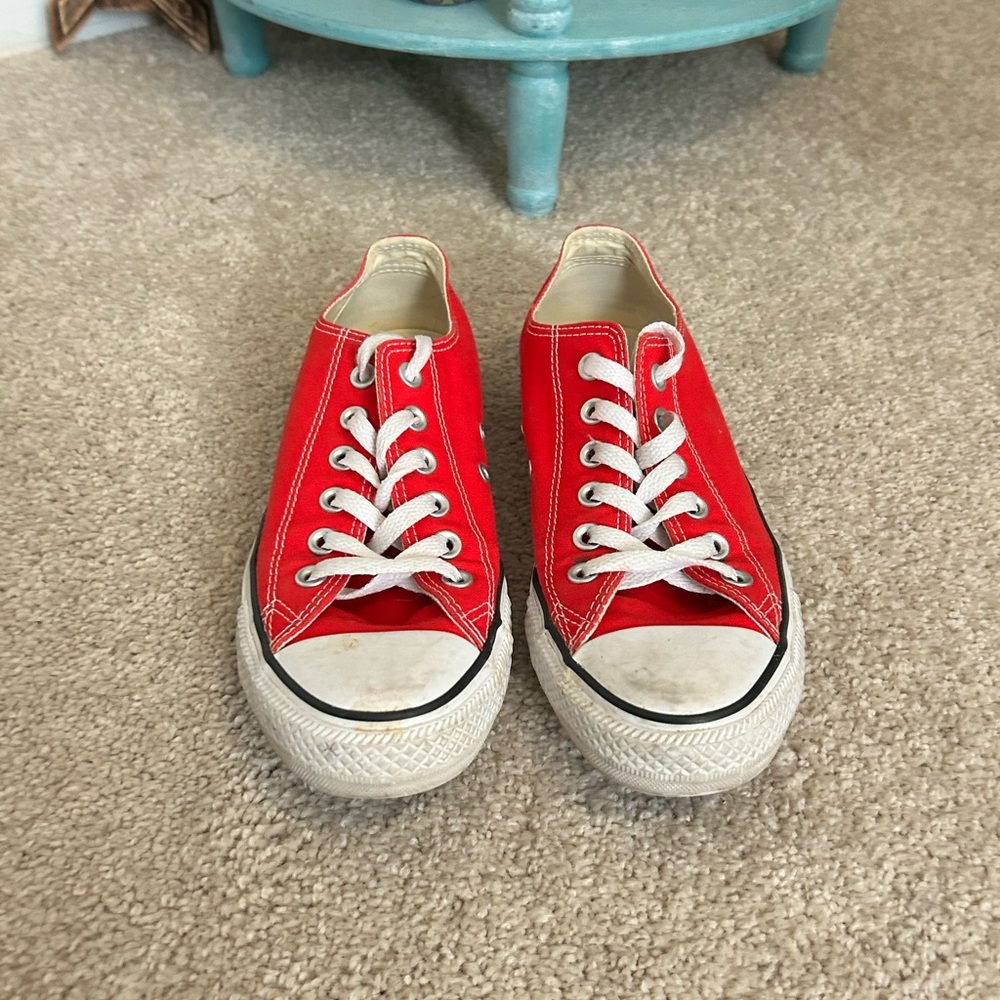 Red Canvas Converse Chuck Taylor All Star Low Top Speakers Size W 7.5 M 5.5 - Picture 3 of 6